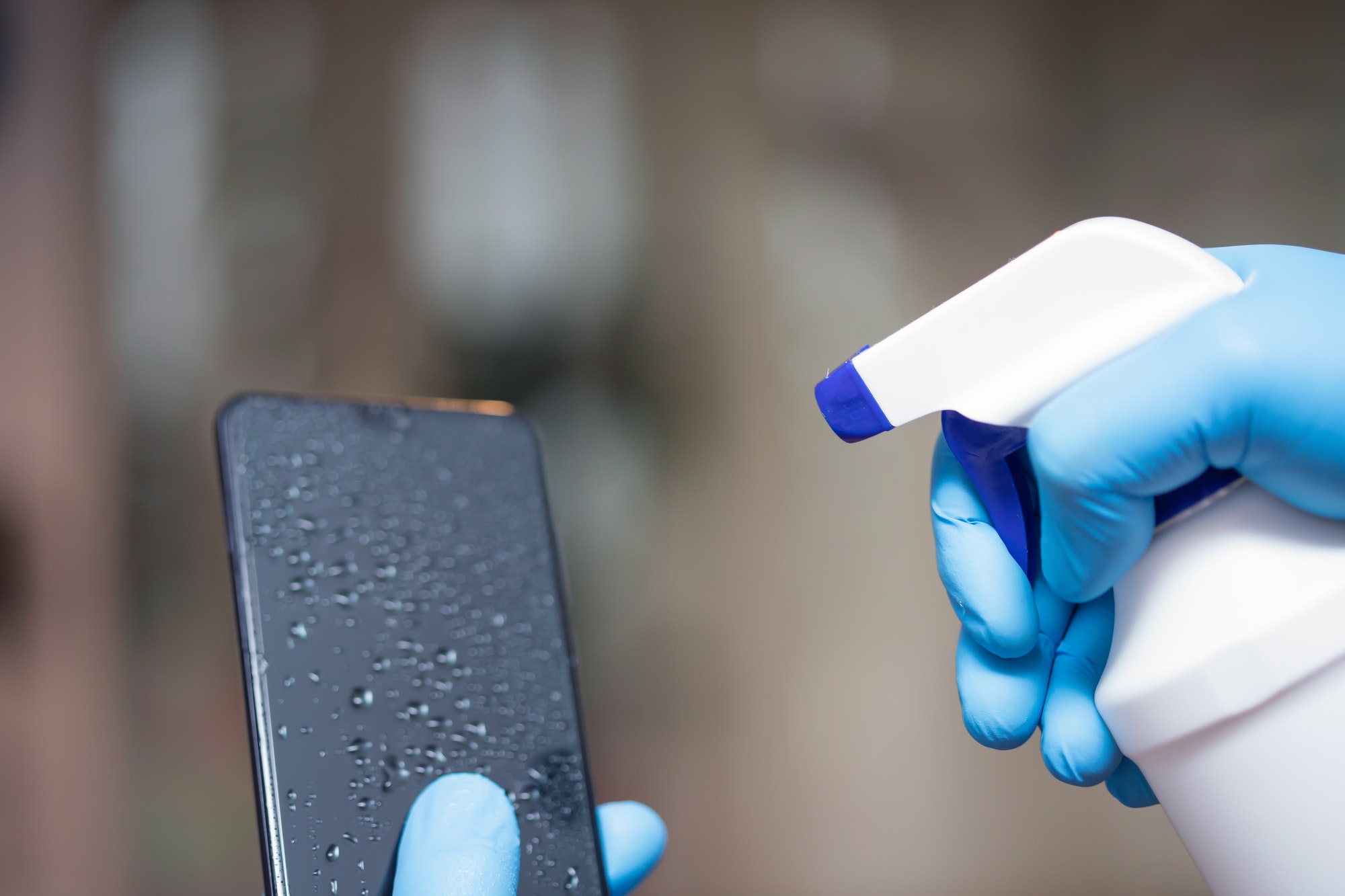 How to Disinfect and Clean Your iPhone The Proper Way?