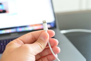 prevent iphone cable from breaking